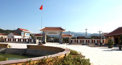 Khu[-]di[-]tích[-]Huyện[-]đường[-]Bình[-]Khê-[-]Bình[-]Định:Nơi[-]Nguyễn[-]Tất[-]Thành[-]đến[-]gặp[-]cha